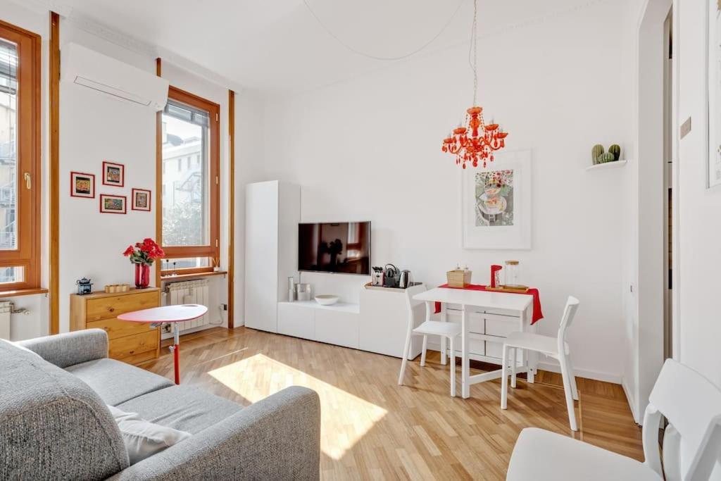 Easylife - Bello E Luminoso Flat In Zona Centrale Milano Exteriör bild