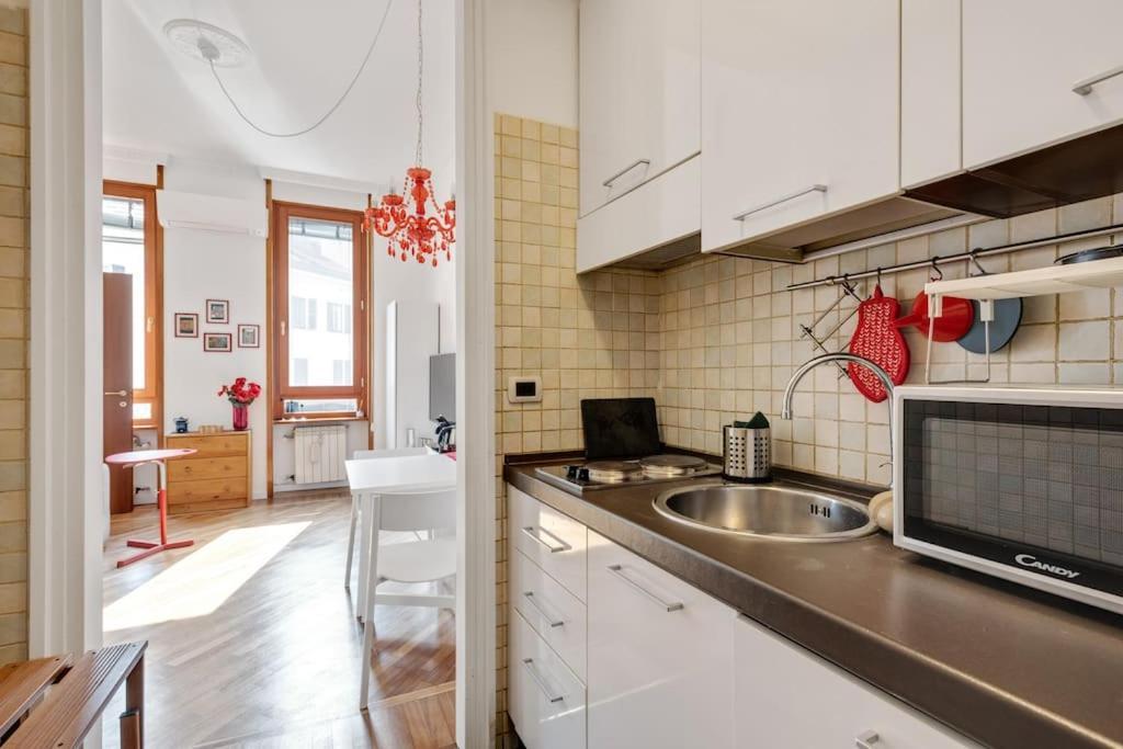 Easylife - Bello E Luminoso Flat In Zona Centrale Milano Exteriör bild